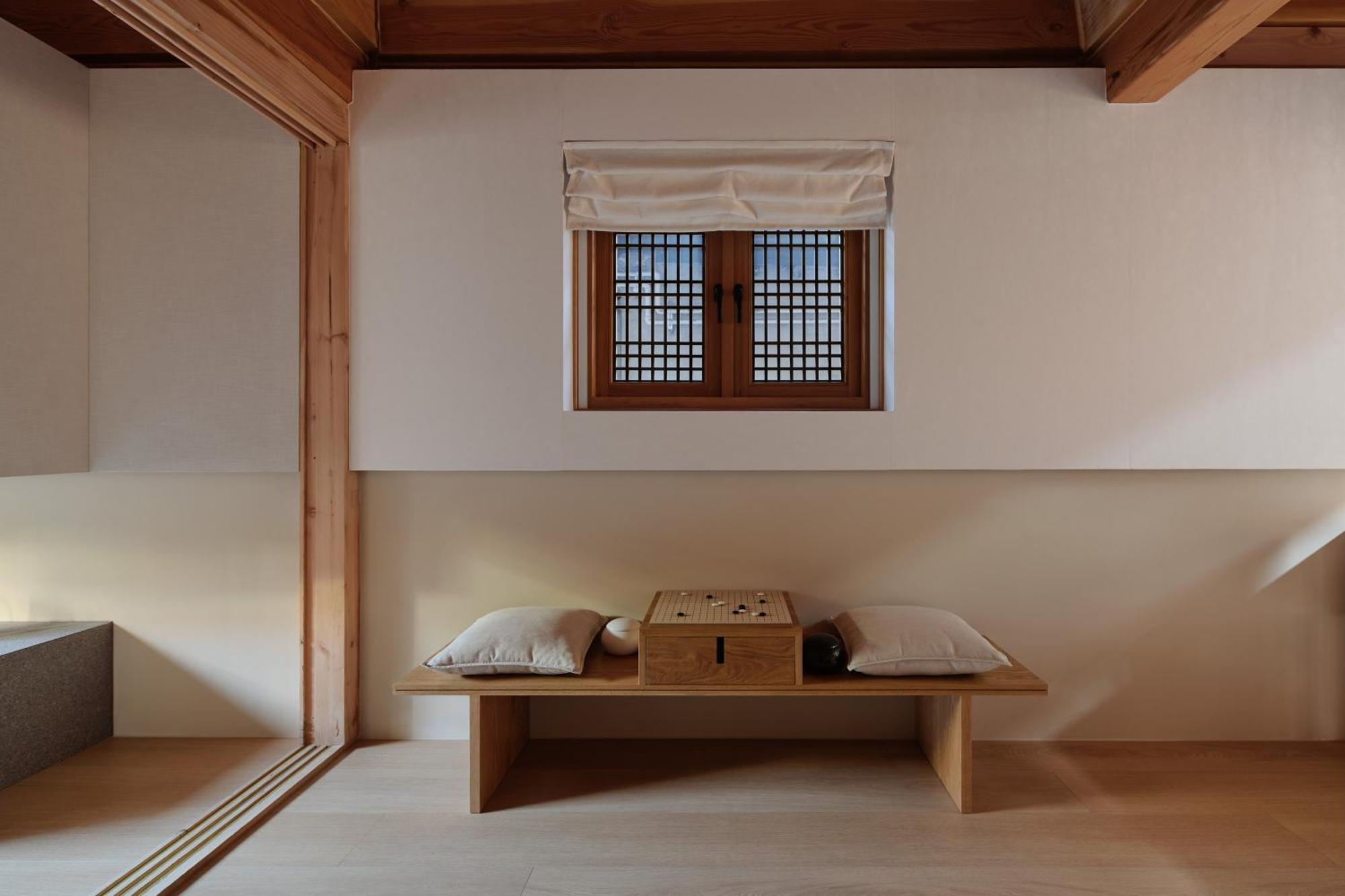 The Korean Traditional Hanok In Downtown Seoul For Convenient Public Transportation - Seoul Ari Buitenkant foto