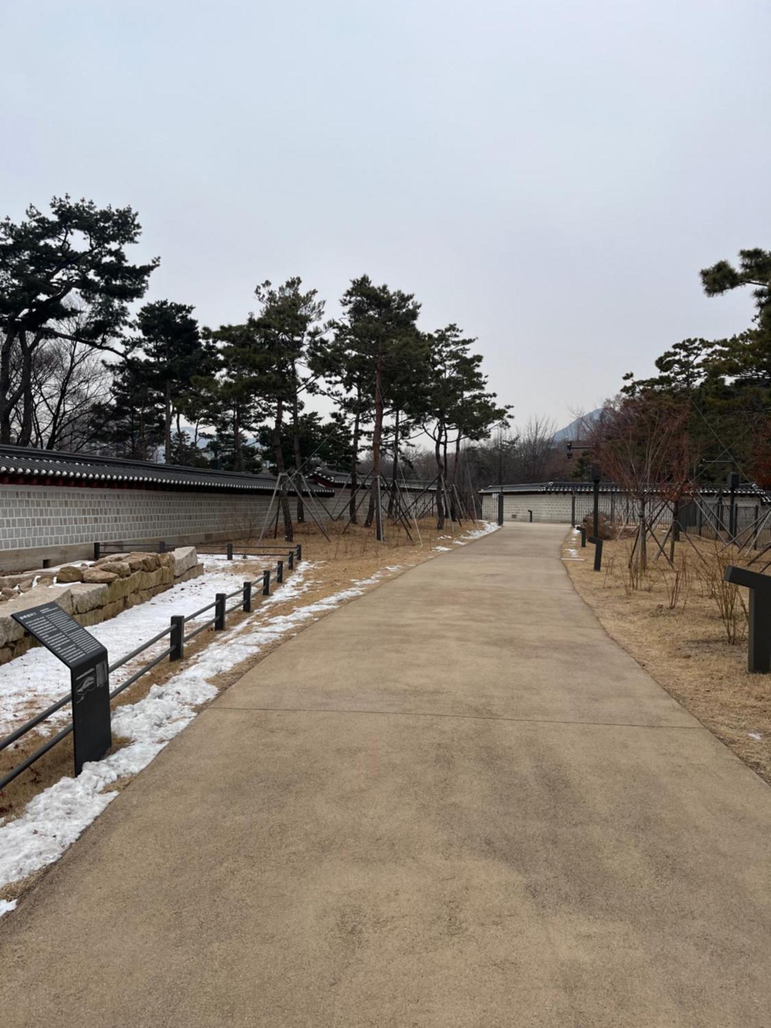 The Korean Traditional Hanok In Downtown Seoul For Convenient Public Transportation - Seoul Ari Buitenkant foto